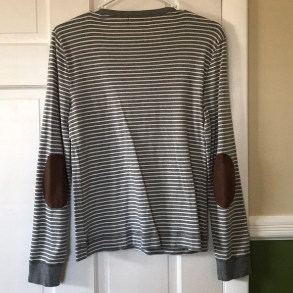 Sweater - Picture 3 of 3